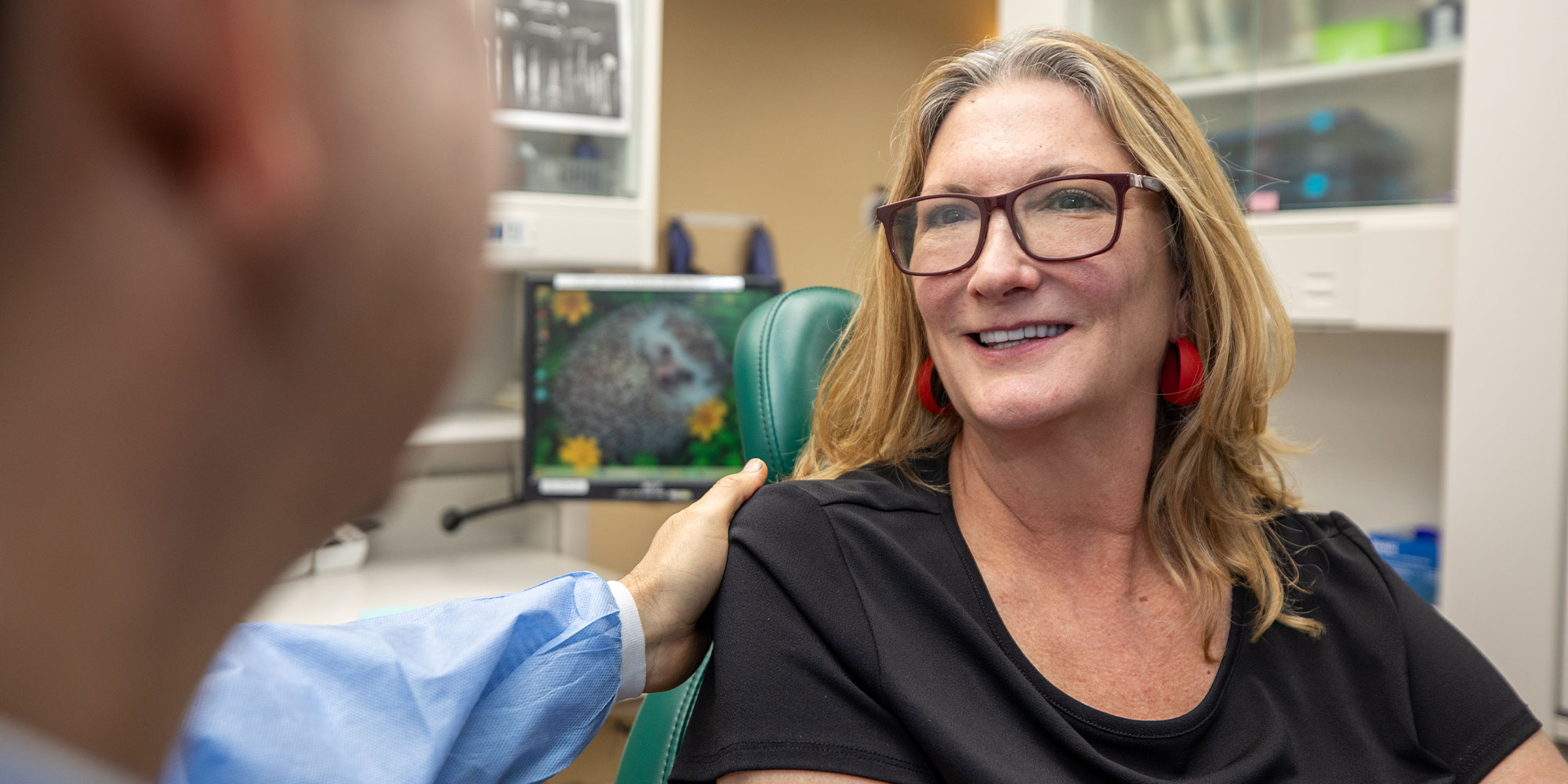 Patient Smiling at doctor